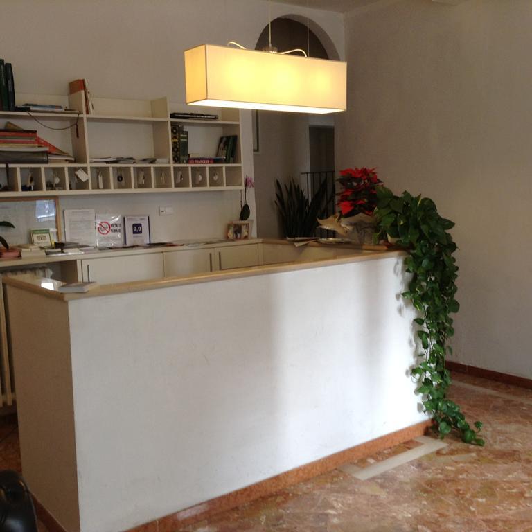 Albergo Giugni Prato  Eksteriør bilde