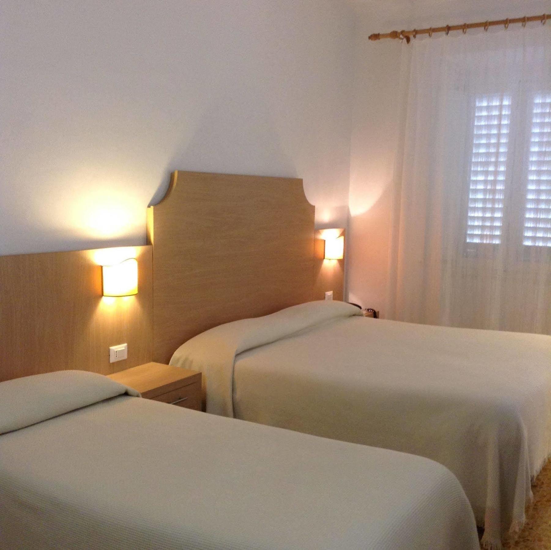 Albergo Giugni Prato  Eksteriør bilde